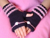Fairytale_fingerless_mitts_004_thumb