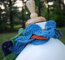 Cascade_scarf_back_of_neck_thumb
