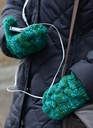 Dec1-mittens3b_thumb